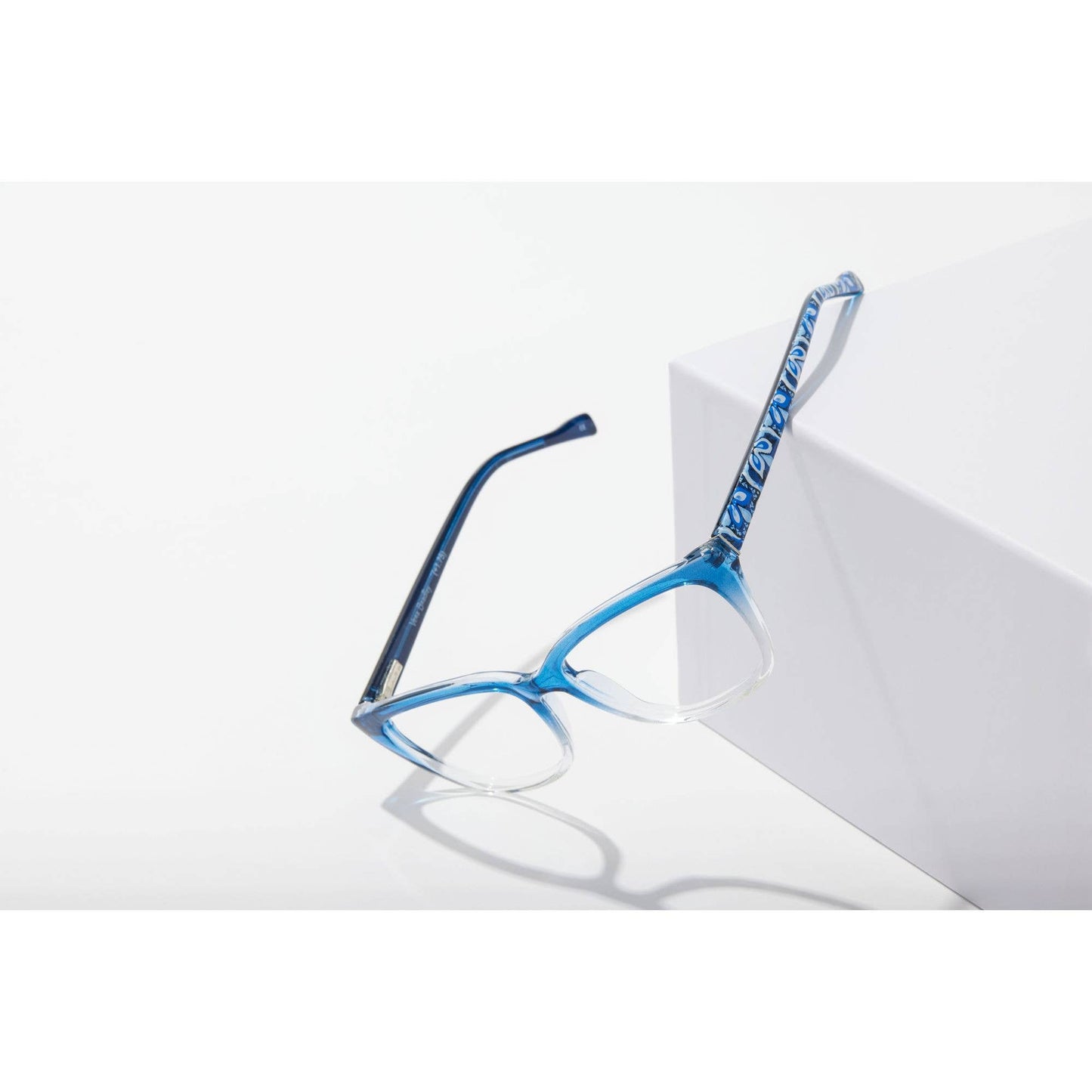 Mason Readers | Raindrop Medallion