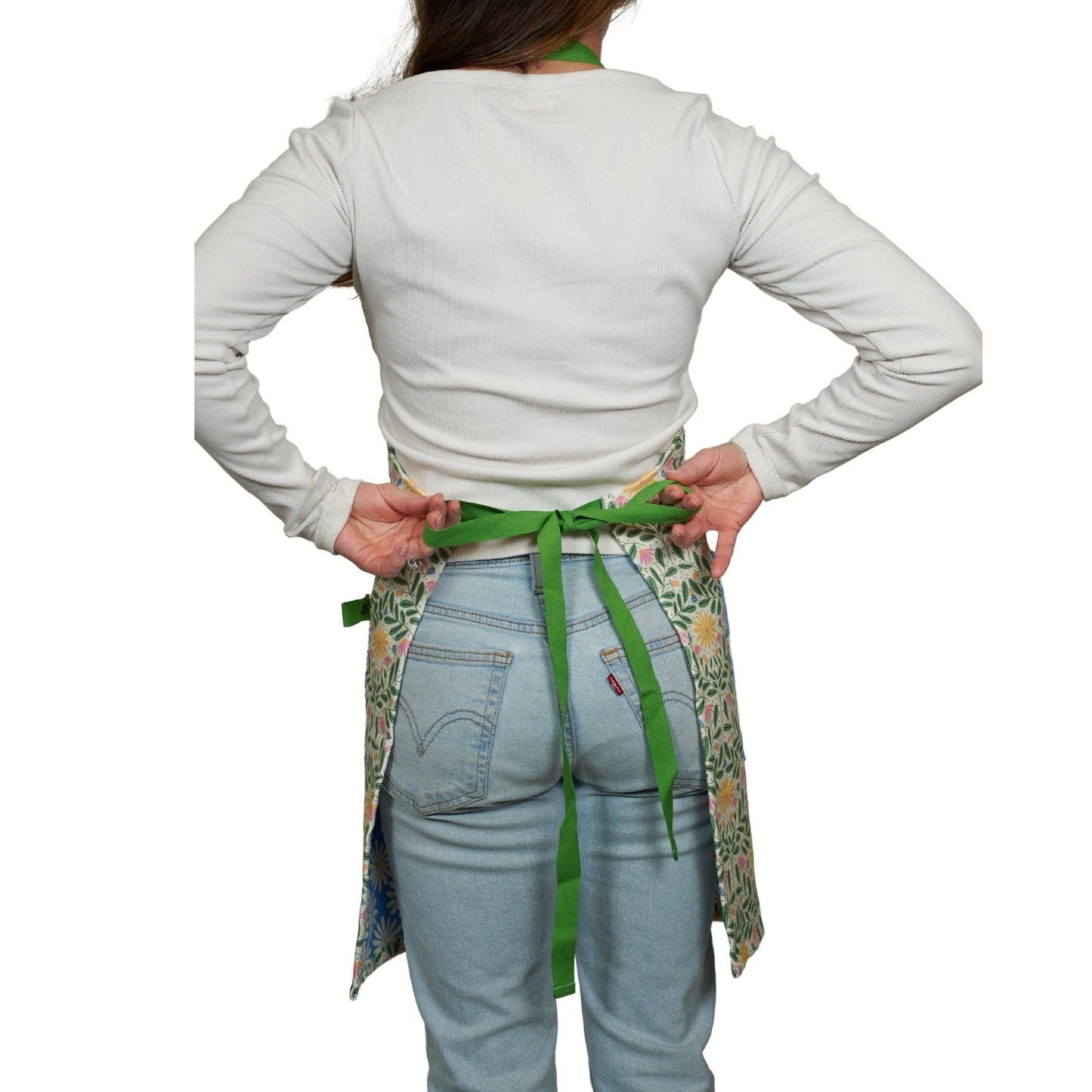 Attach and Go Apron | All a Buzz