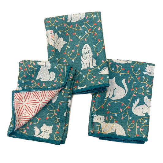 Mighty Mini Towel | Deck the Paws