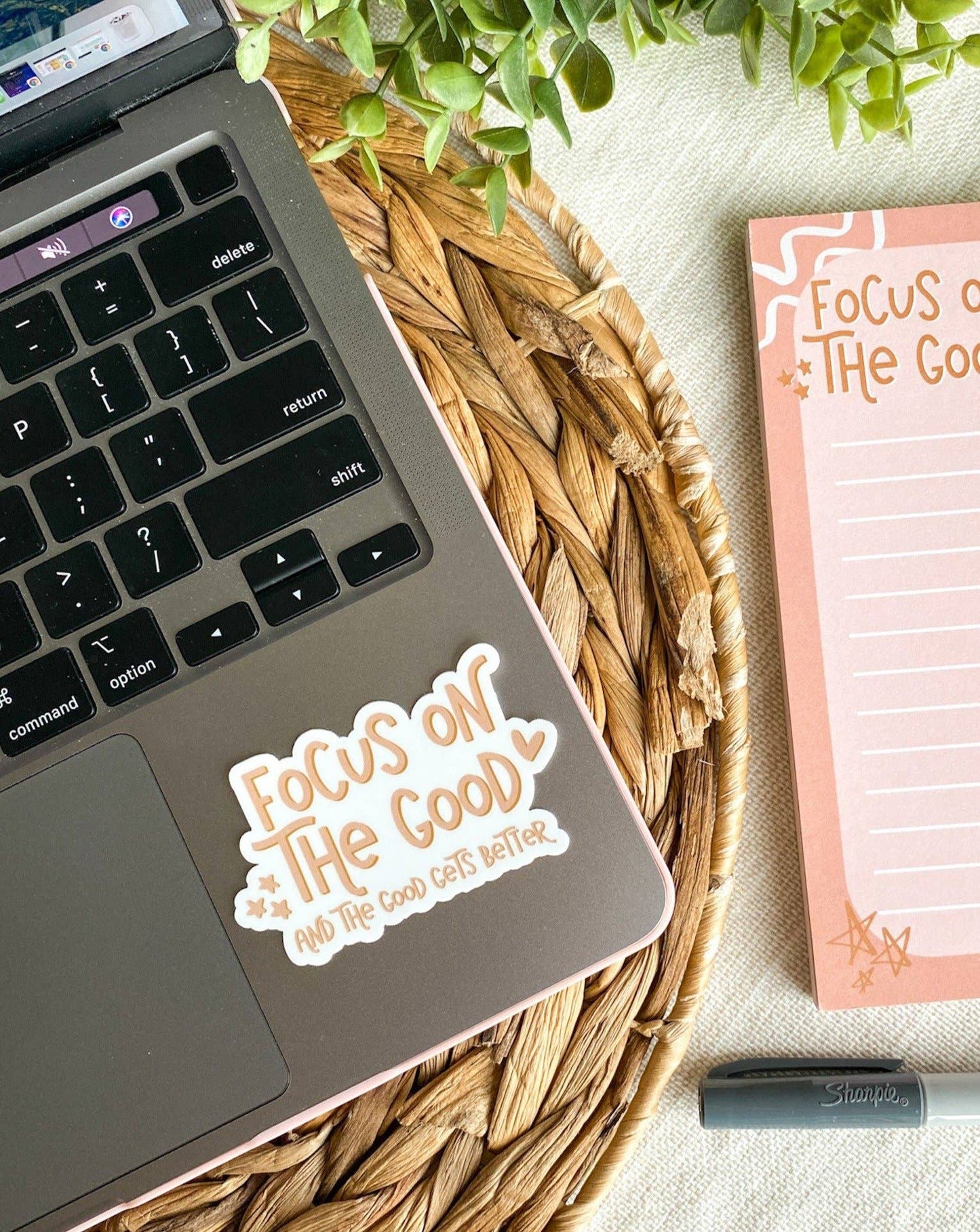 Sticker | Focus On The Good