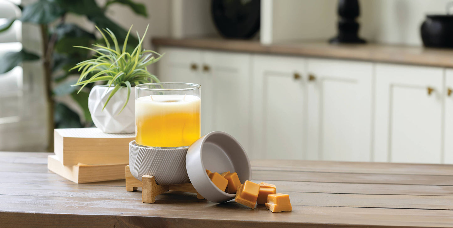 2-In-1 Classic Warmer | Wooden Pedestal