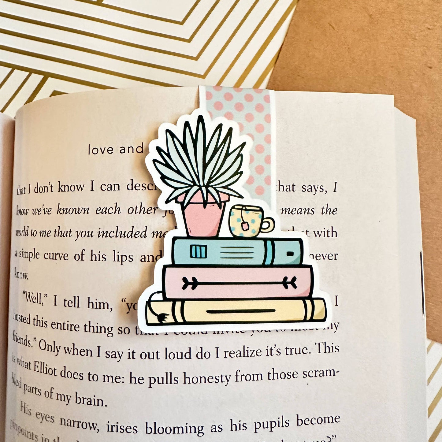 Magnetic Bookmark | Books & Tea