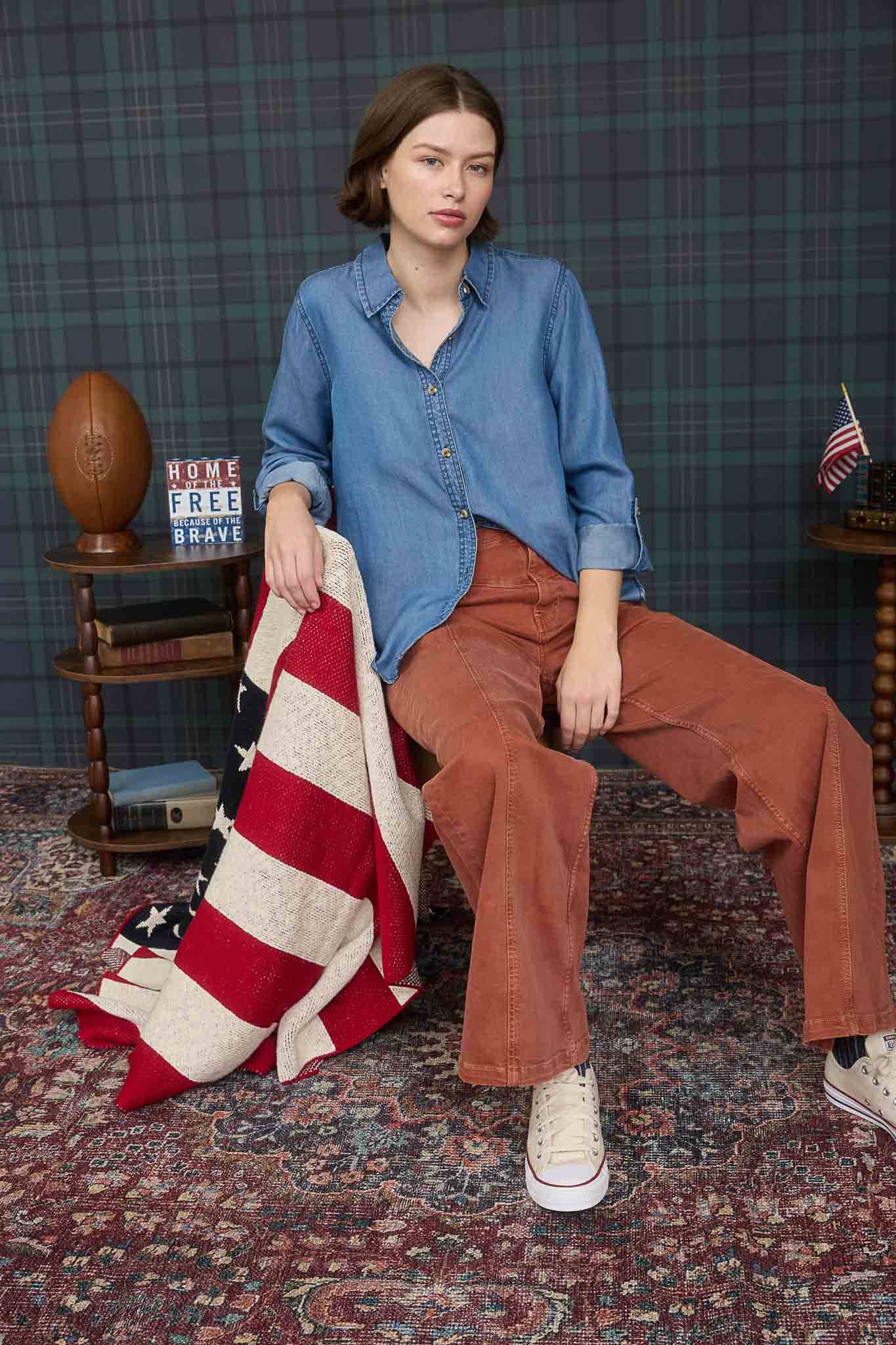 Chambray Collared 3/4 Button Down