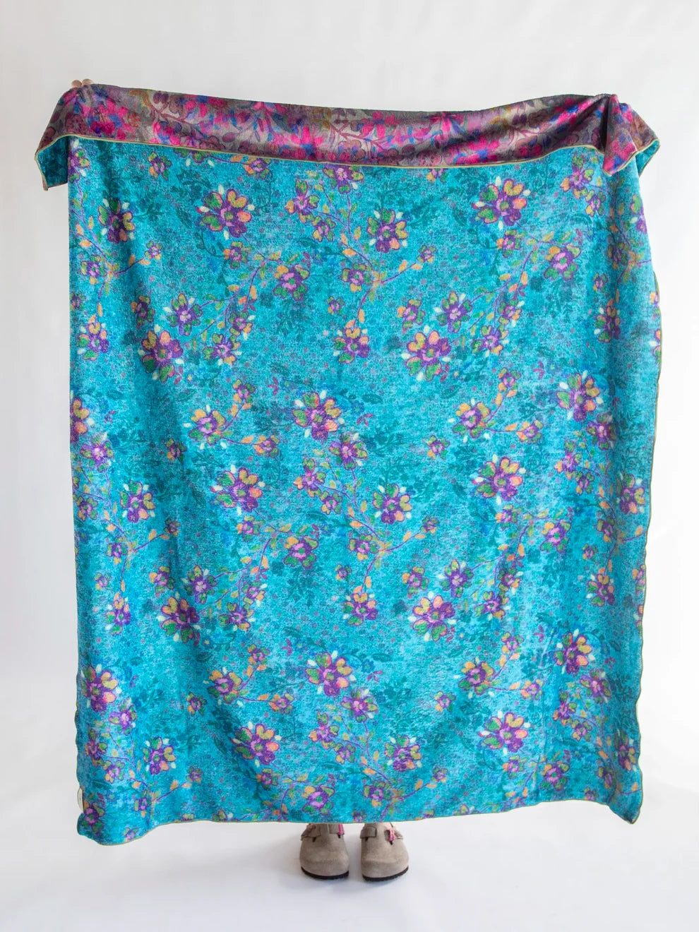 Double-Sided Cozy Throw Blanket | Border Folk Garden
