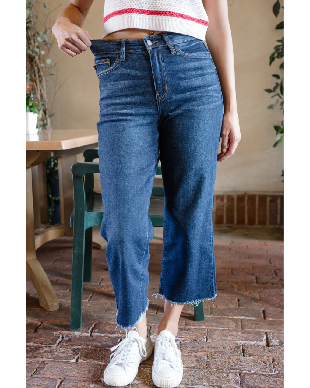 High Waist | Wide Crop | Dark Wash Jeans