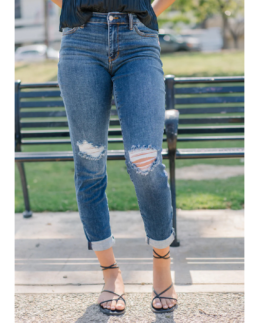 Mid-Rise | Slim | Destroy Jeans