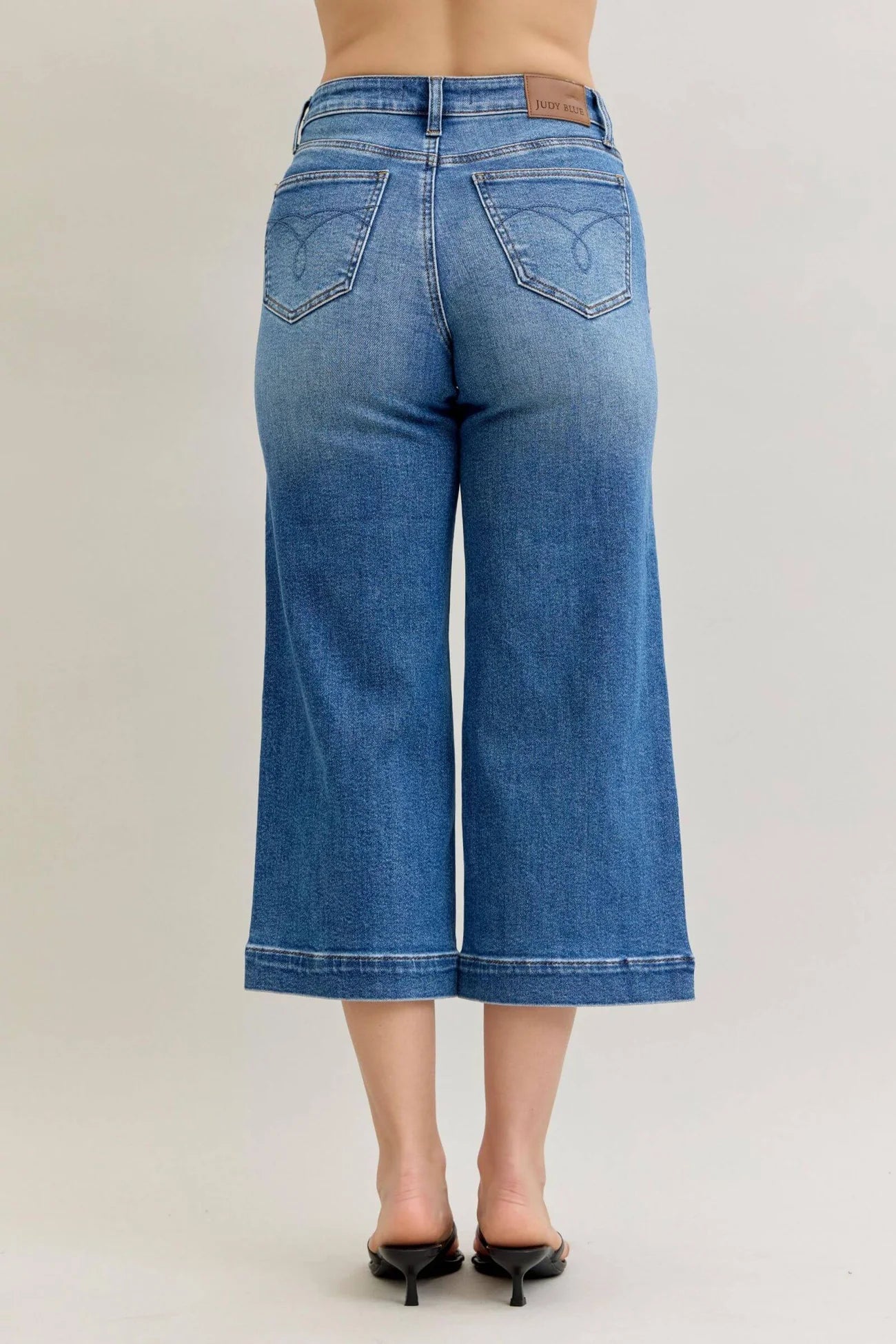 MR | Wide Crop | Vintage Pocket