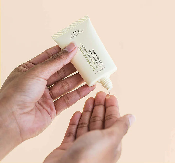 Day Breakthru Salicylic Acid Acne Serum