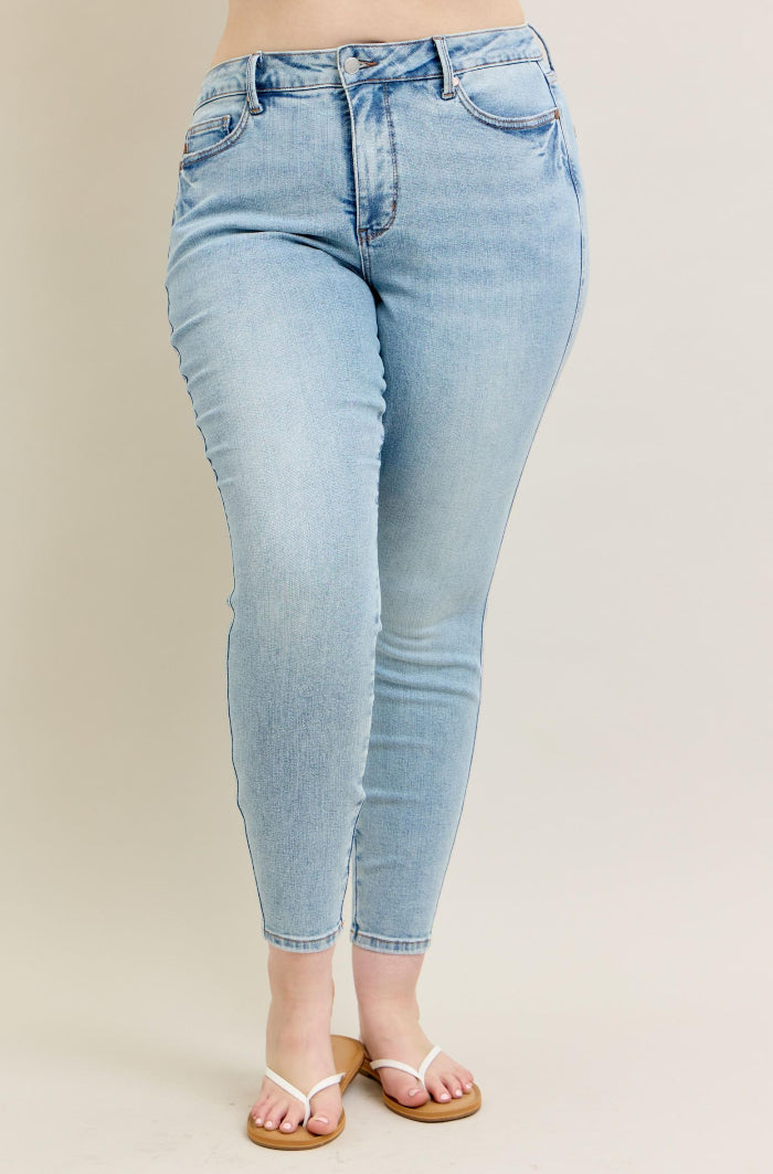 Mid-Rise | Skinny | Tummy Control Vintage Wash Jeans