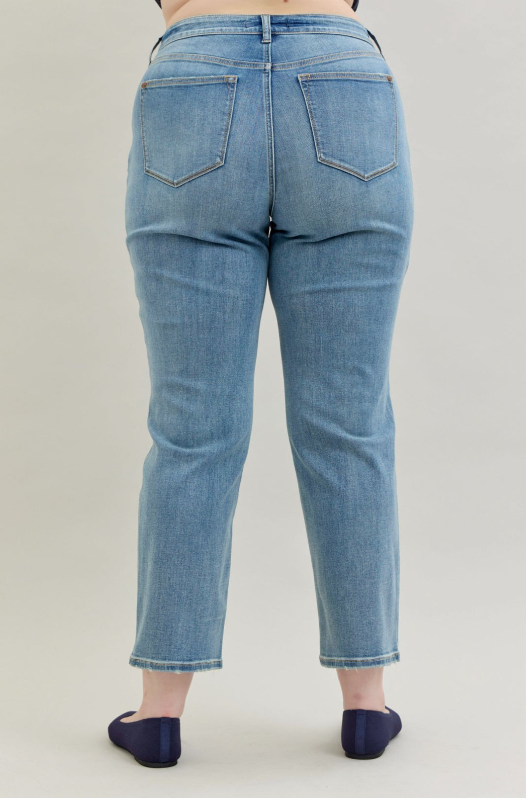 High Waist | Straight | Medium Wash Jeans