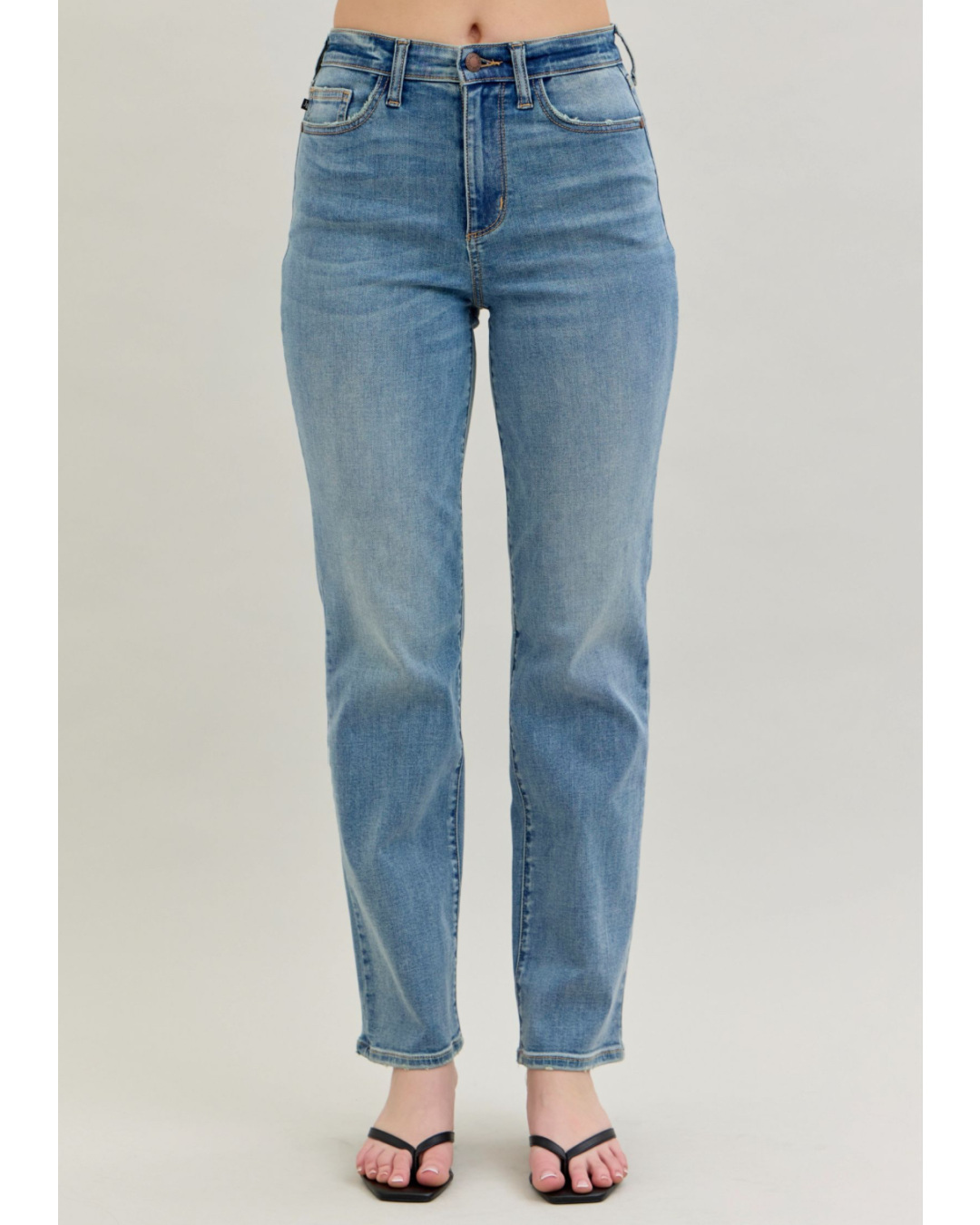 High Waist | Straight | Medium Wash Jeans