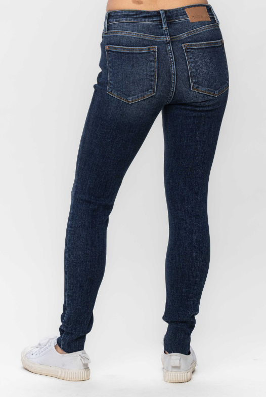 Mid-Rise | Skinny | Vintage Raw Hem Jeans
