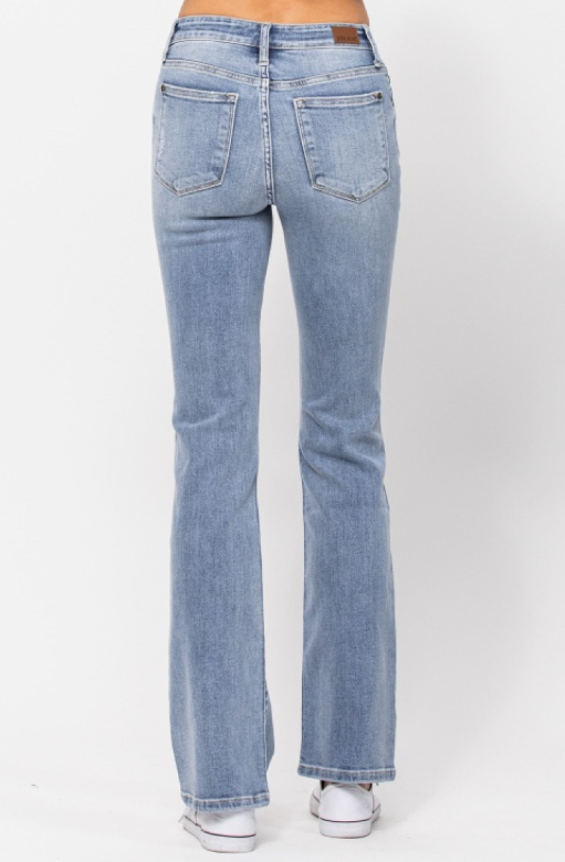 Mid-Rise | Bootcut | Core Jeans