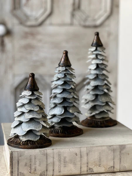 Shimmer Scallop Pine Trees