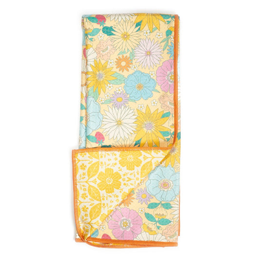 Anywhere Towel | Daisies Yellow