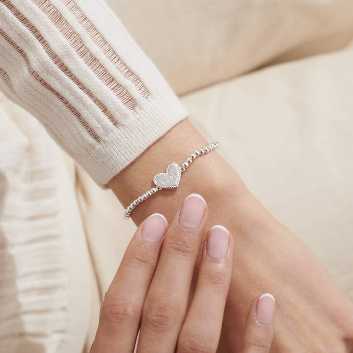 A Little 'Big Hugs' Bracelet