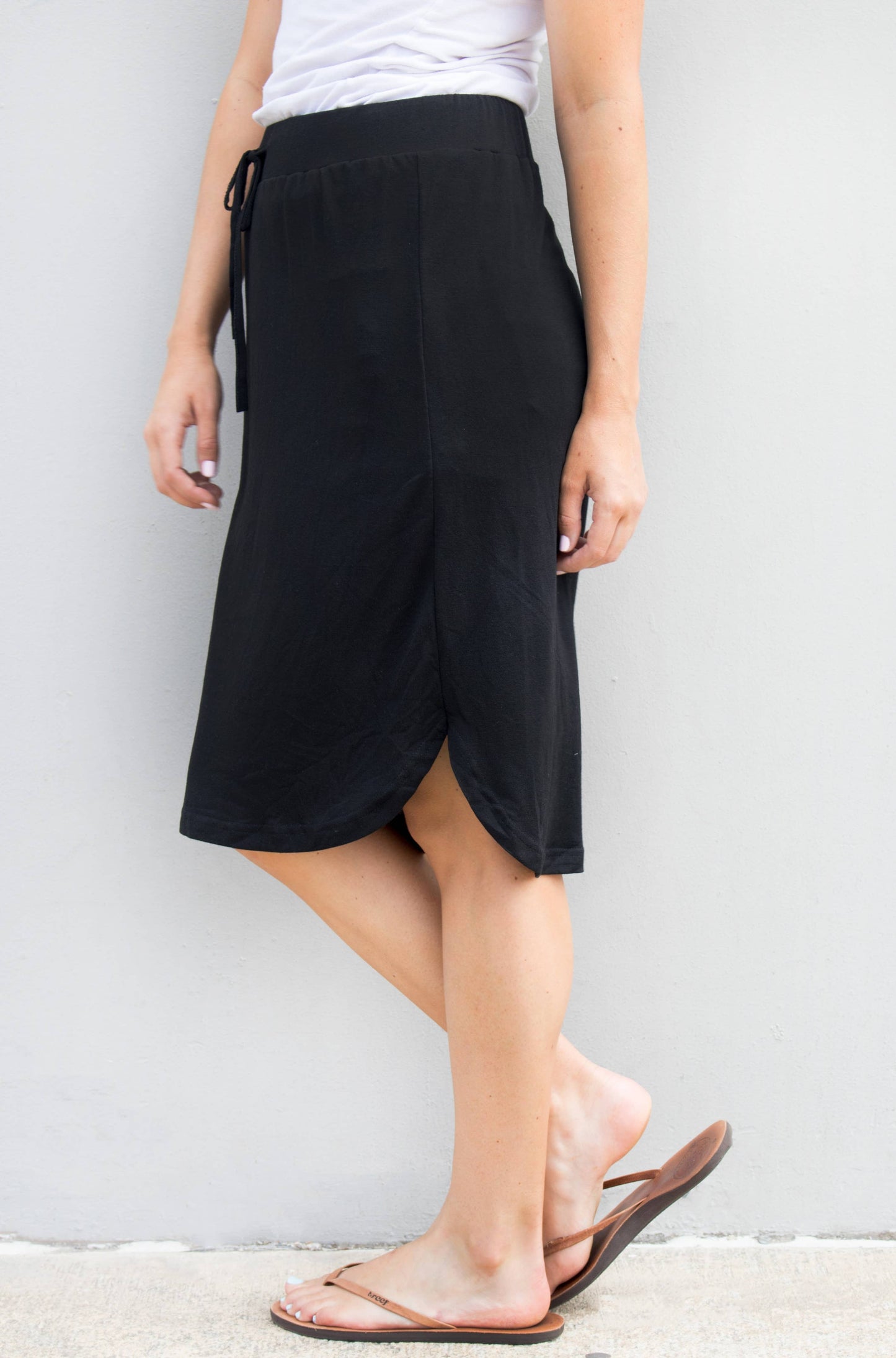 Solid Tie Waist Weekend Skirt