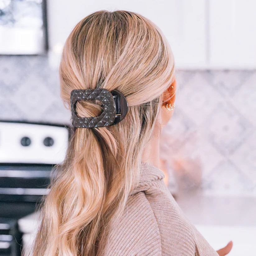 Medium Flat Round Clip