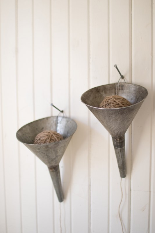 Galvanized Funnel W/jute