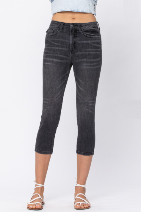 Hi-Waist Skinny Capri Cuffed