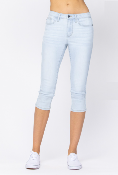 Low rise 2025 capri jeans