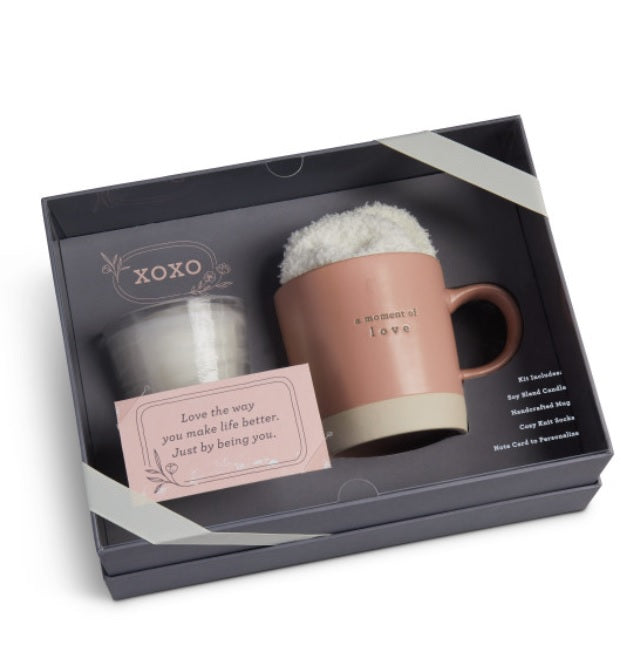 A Moment of Love Gift Box