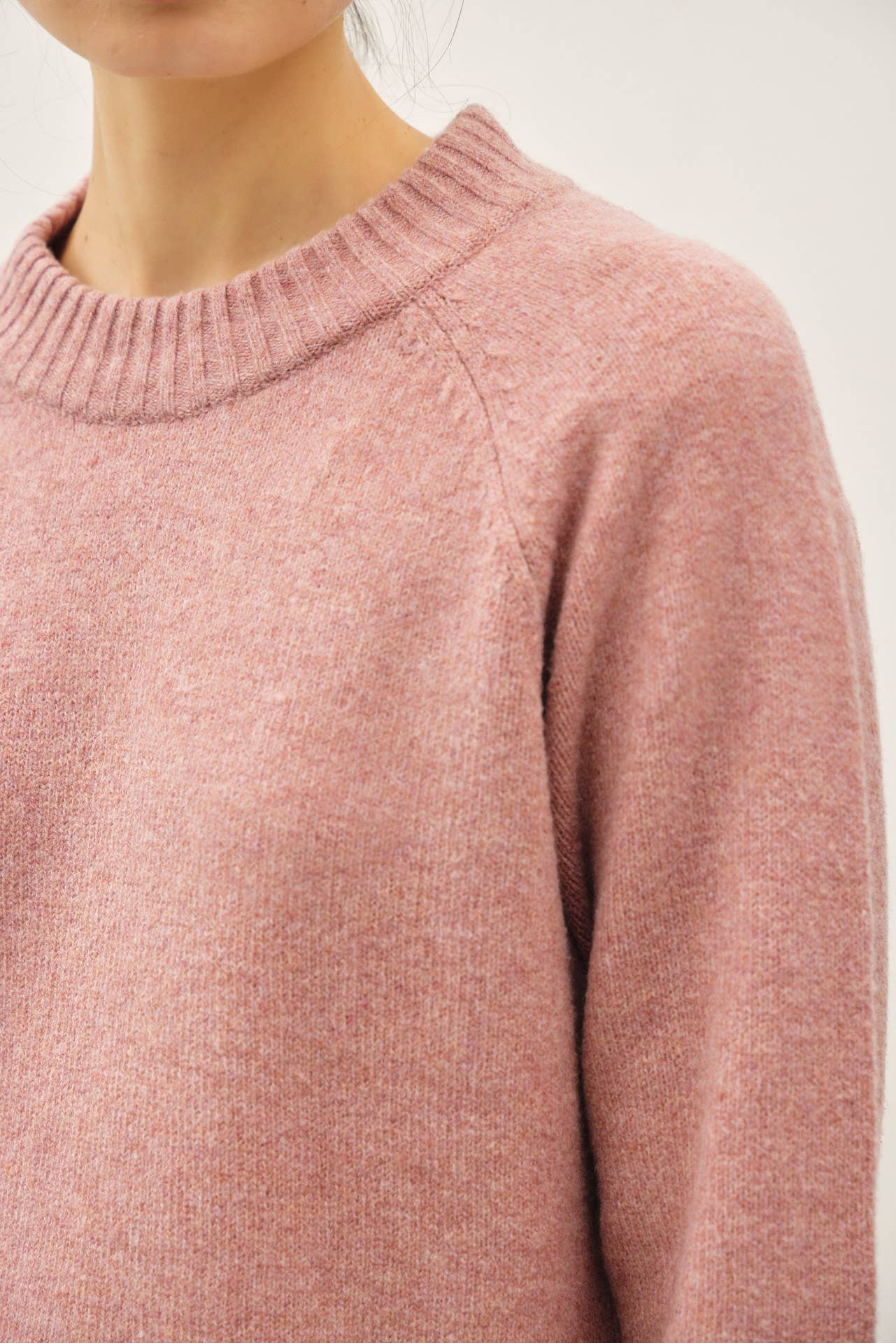 Ribbed Detail Classic Crewneck Sweater