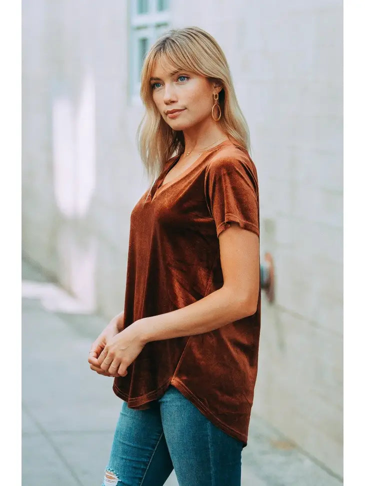 Velvet Amaryllis Tee | Copper