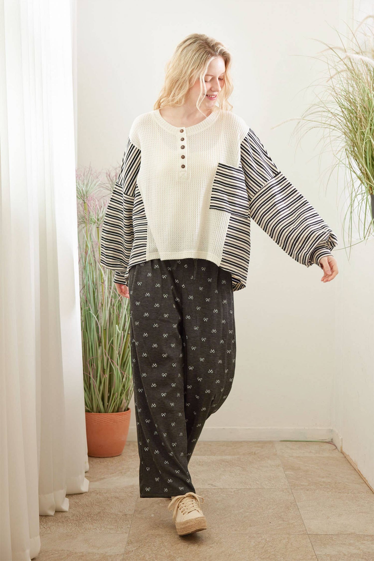 Ribbon Print Pants