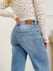 Mid Rise| Wide Leg Crop