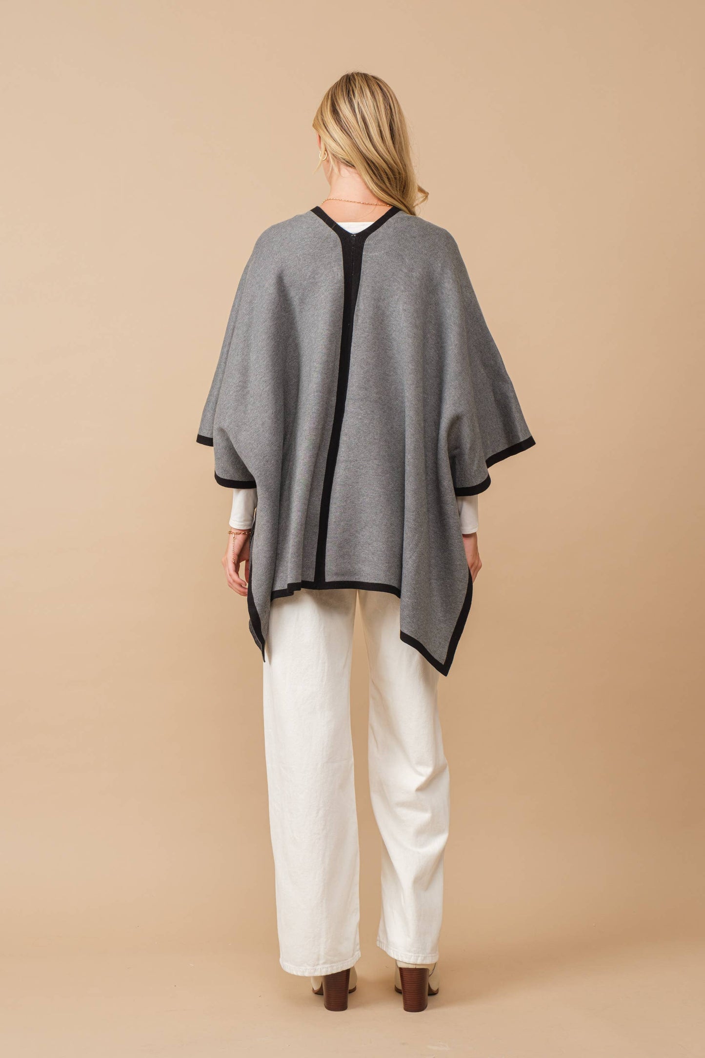 Heavy Knit Contrast Hem Blanket Poncho