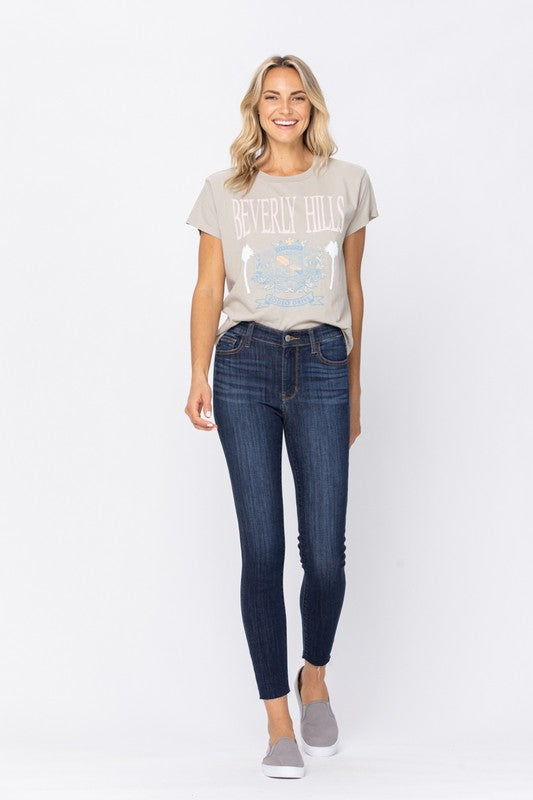 Mid-Rise | Skinny | Raw Hem Jeans