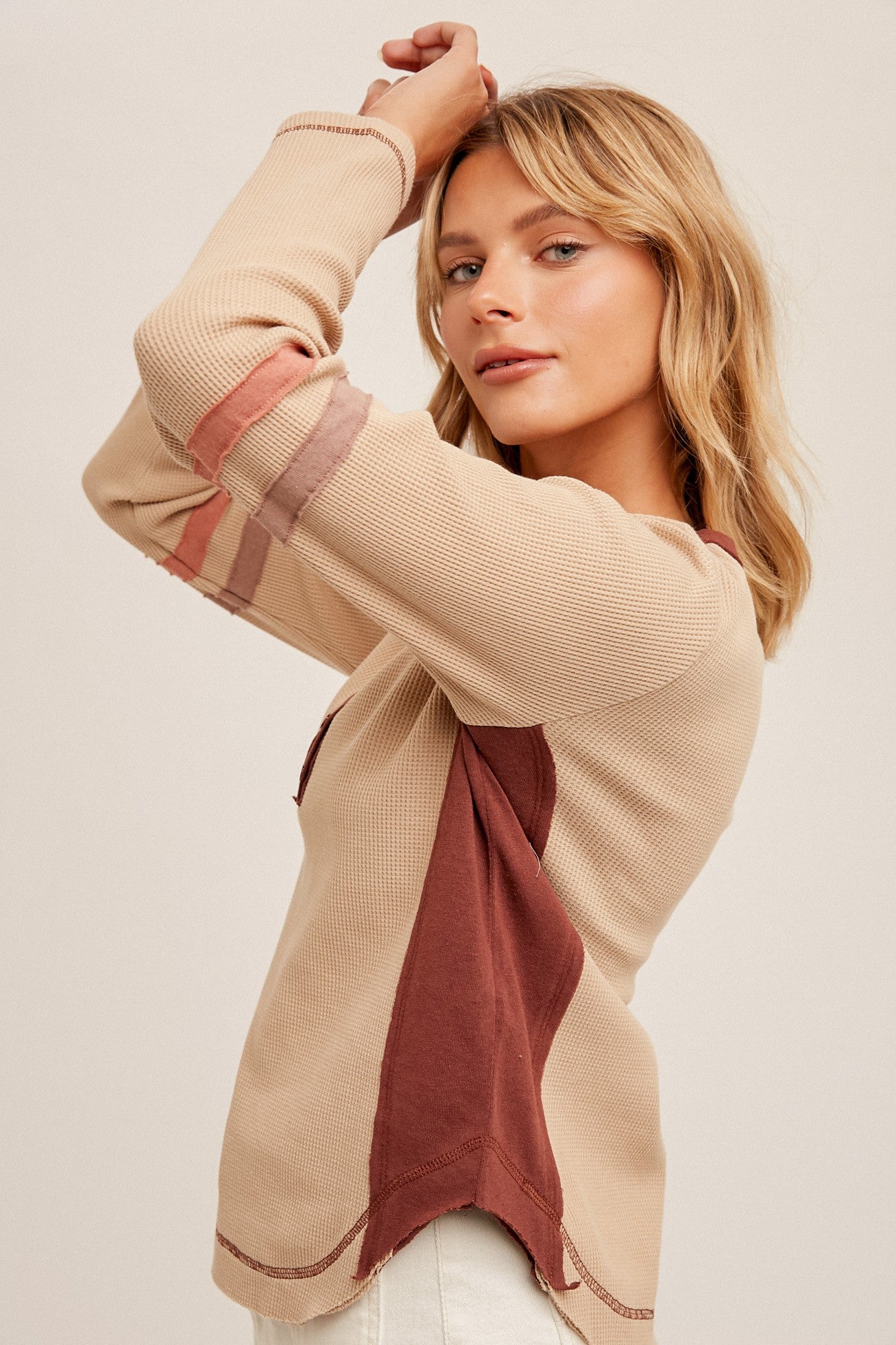 Color Blocked Ribbed Henley | Taupe