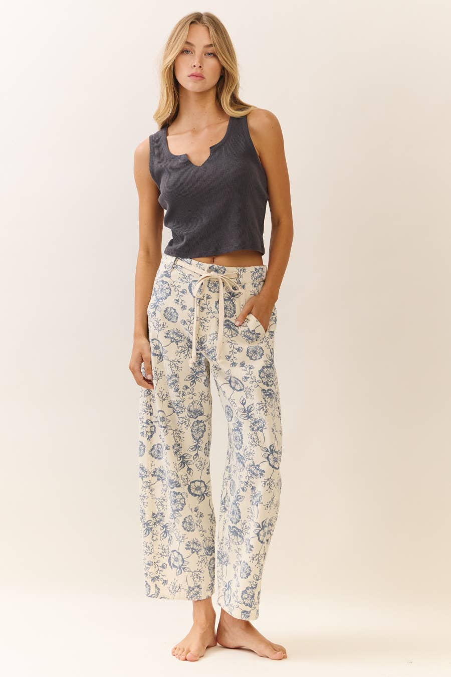 Floral Cropped Pant
