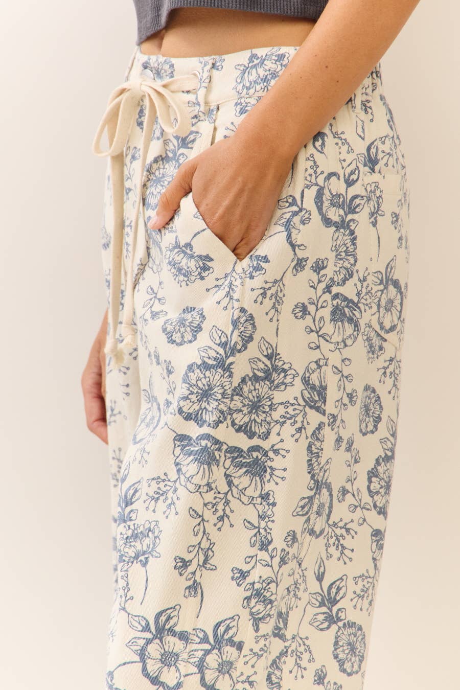 Floral Cropped Pant