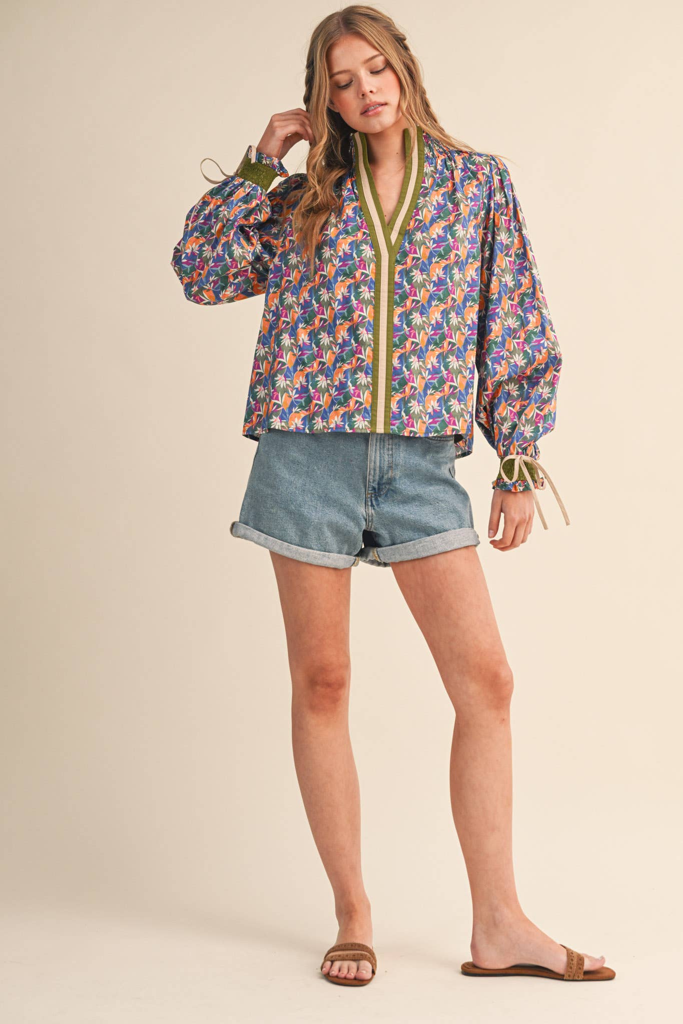 Puffed Sleeve Blouse