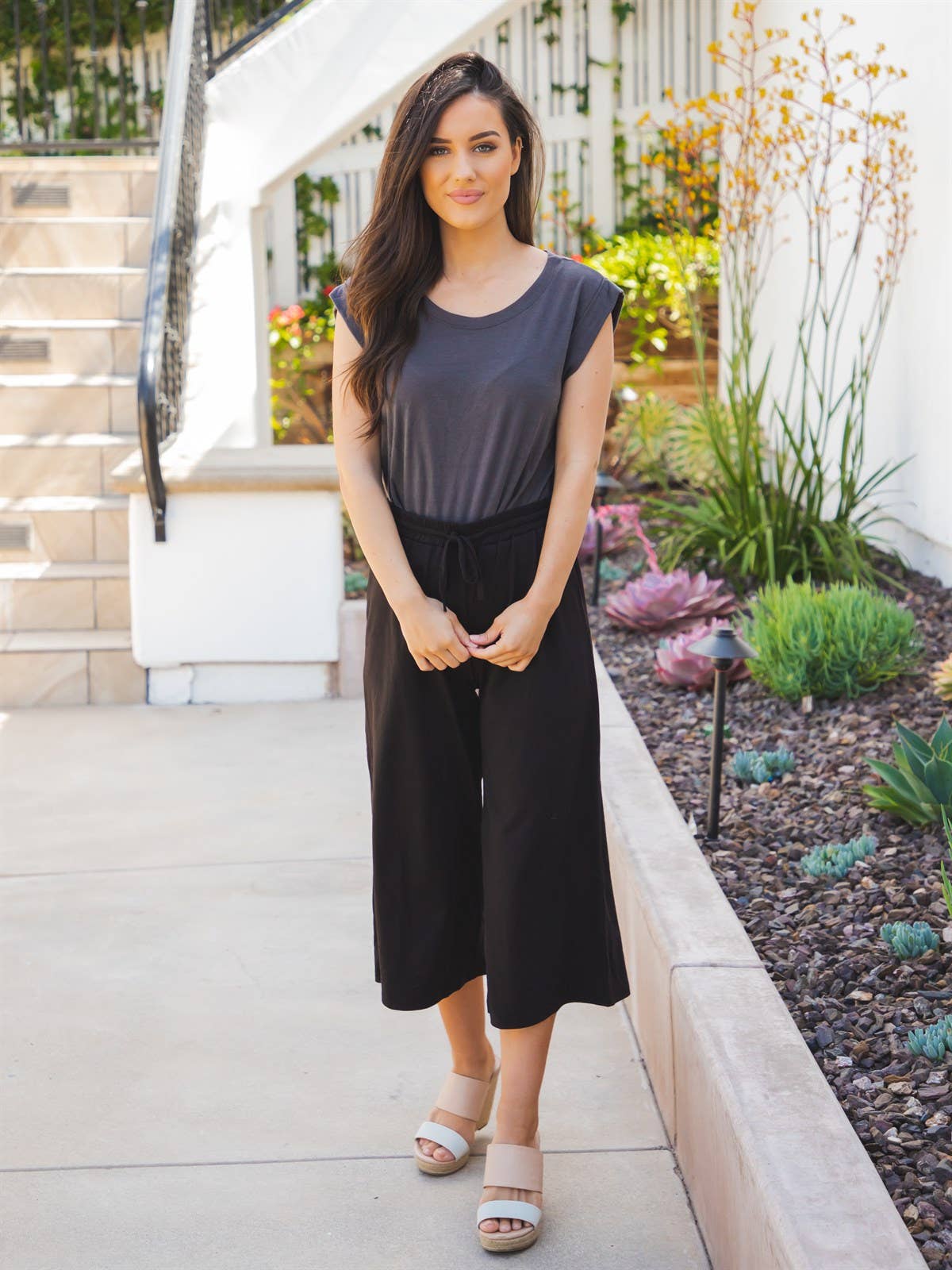 Cropped Wide Leg Pants