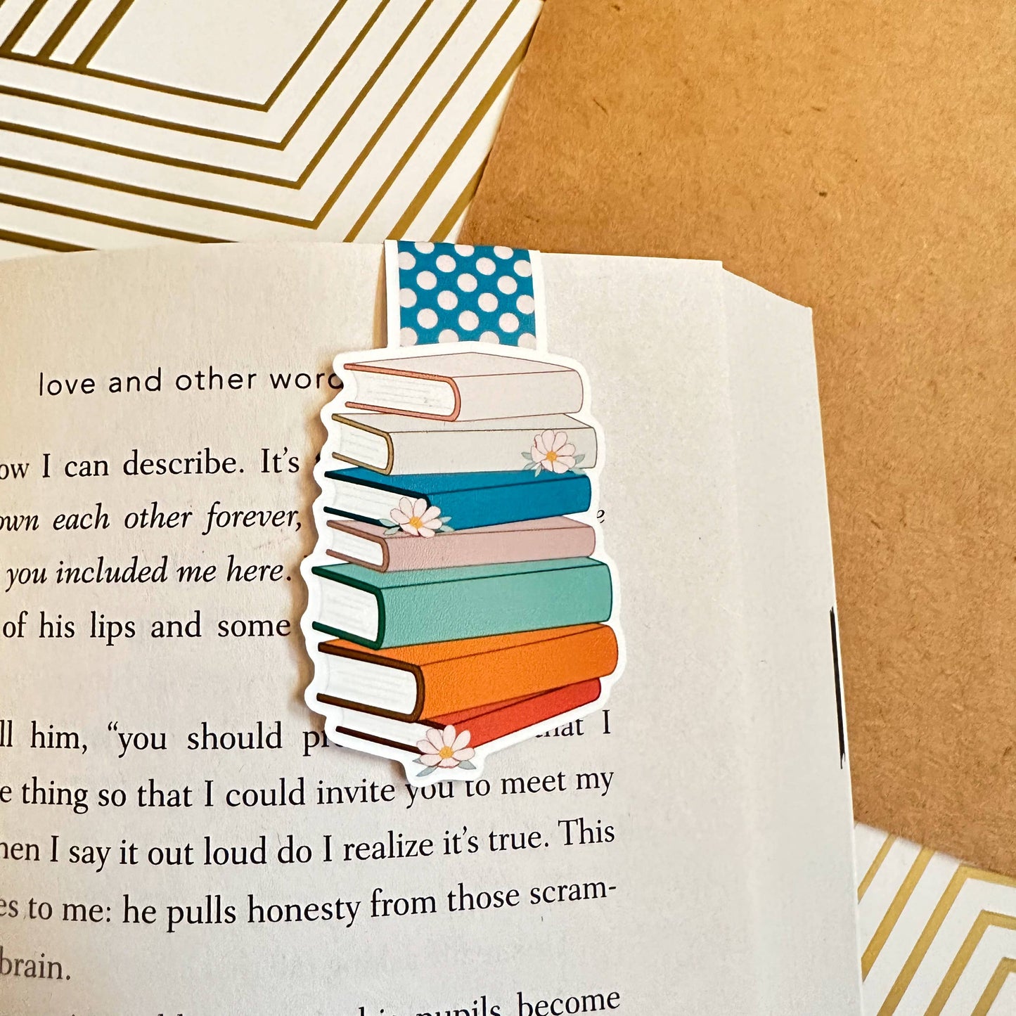 Magnetic Bookmark | Bookstack