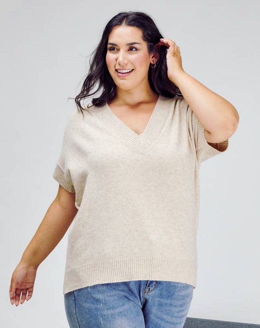 PLUS EXCLUSIVE Short Sleeve Sweater