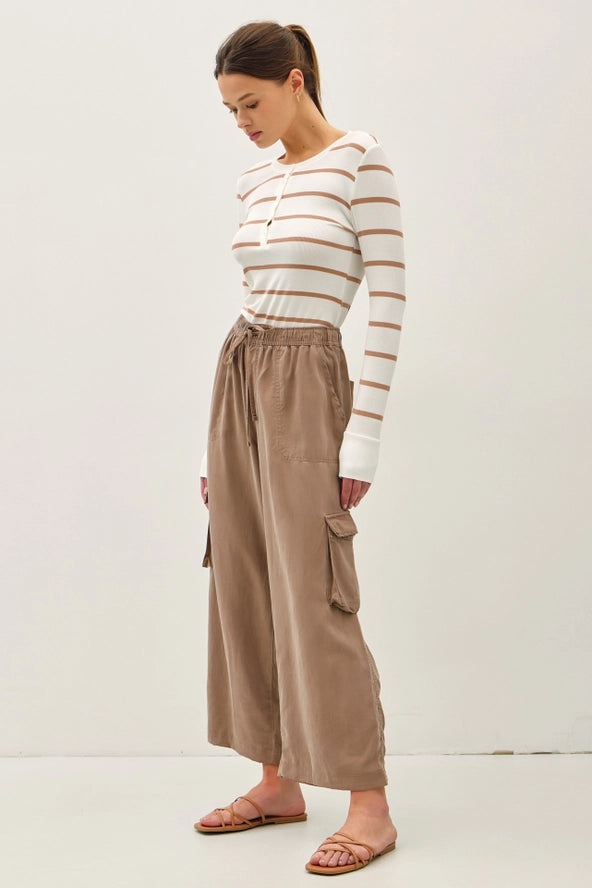 High Rise Wide Leg Cargo Pants | Mocha