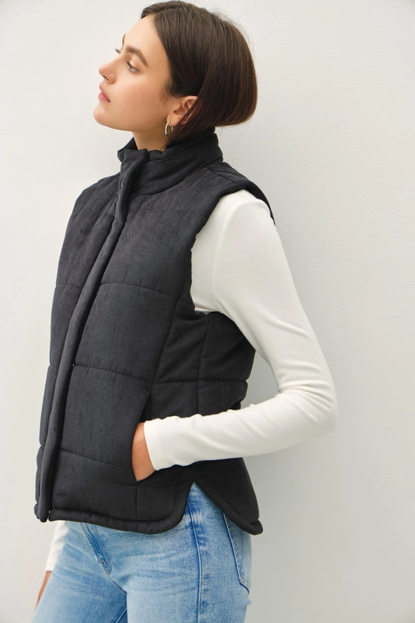 Suede-Like Puffer Vest | Black