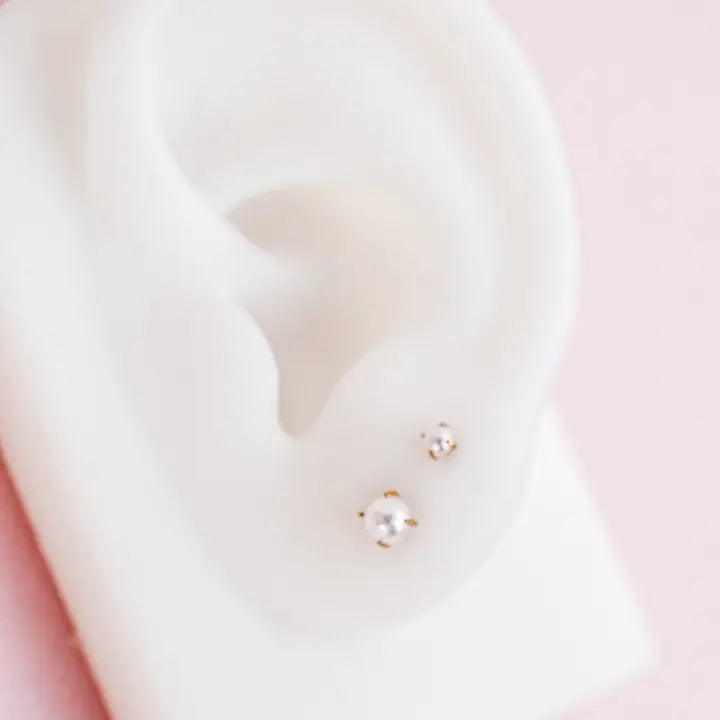 Pearl Flat Back Stud