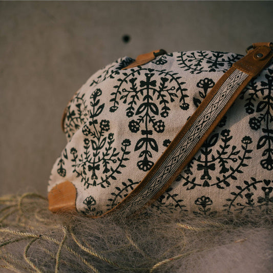 Malti Weekender | Meadow Folk