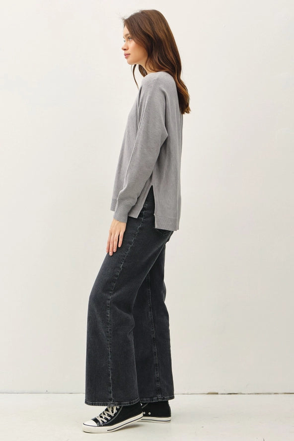 Classic Cut Basic Sweater | Heather Grey