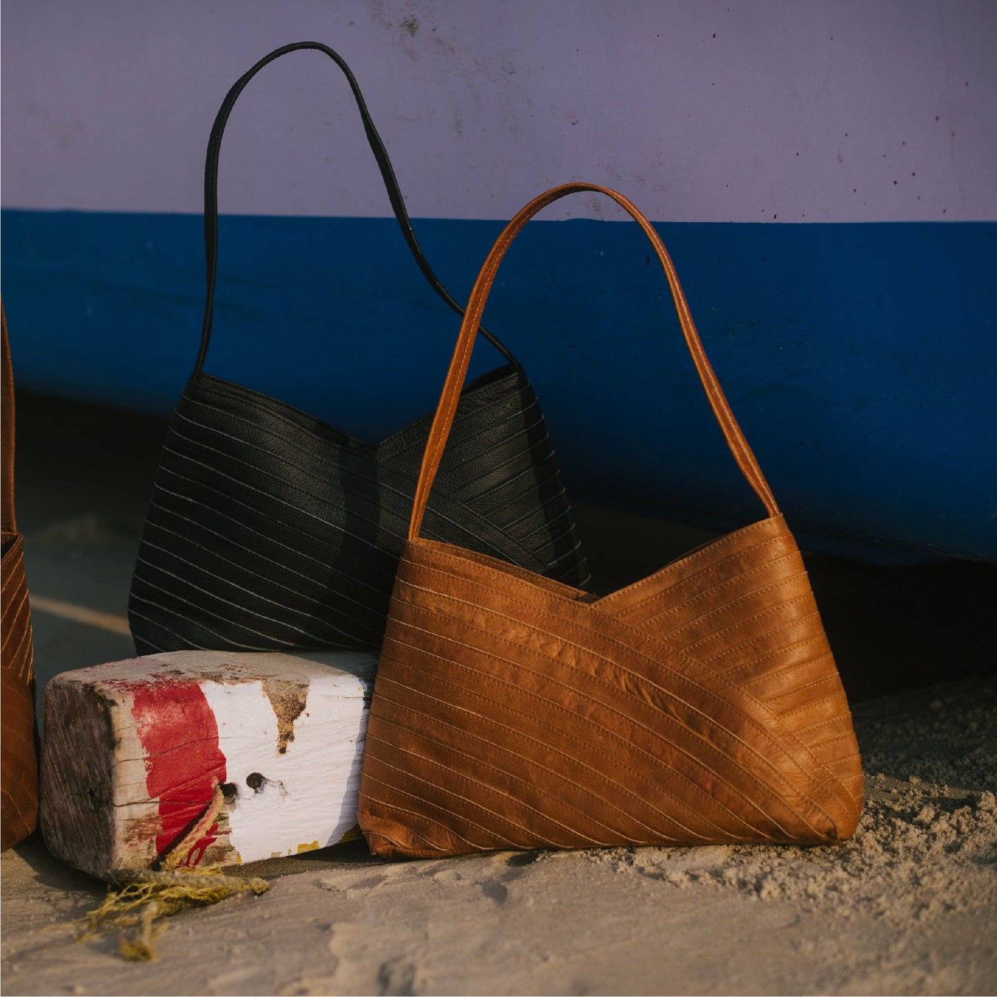 Crisscross Handbag | Camel