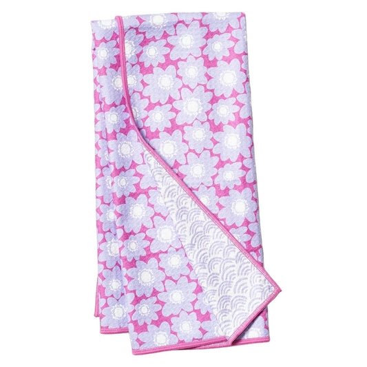 Anywhere Towel Reversible |  Pop Daisy