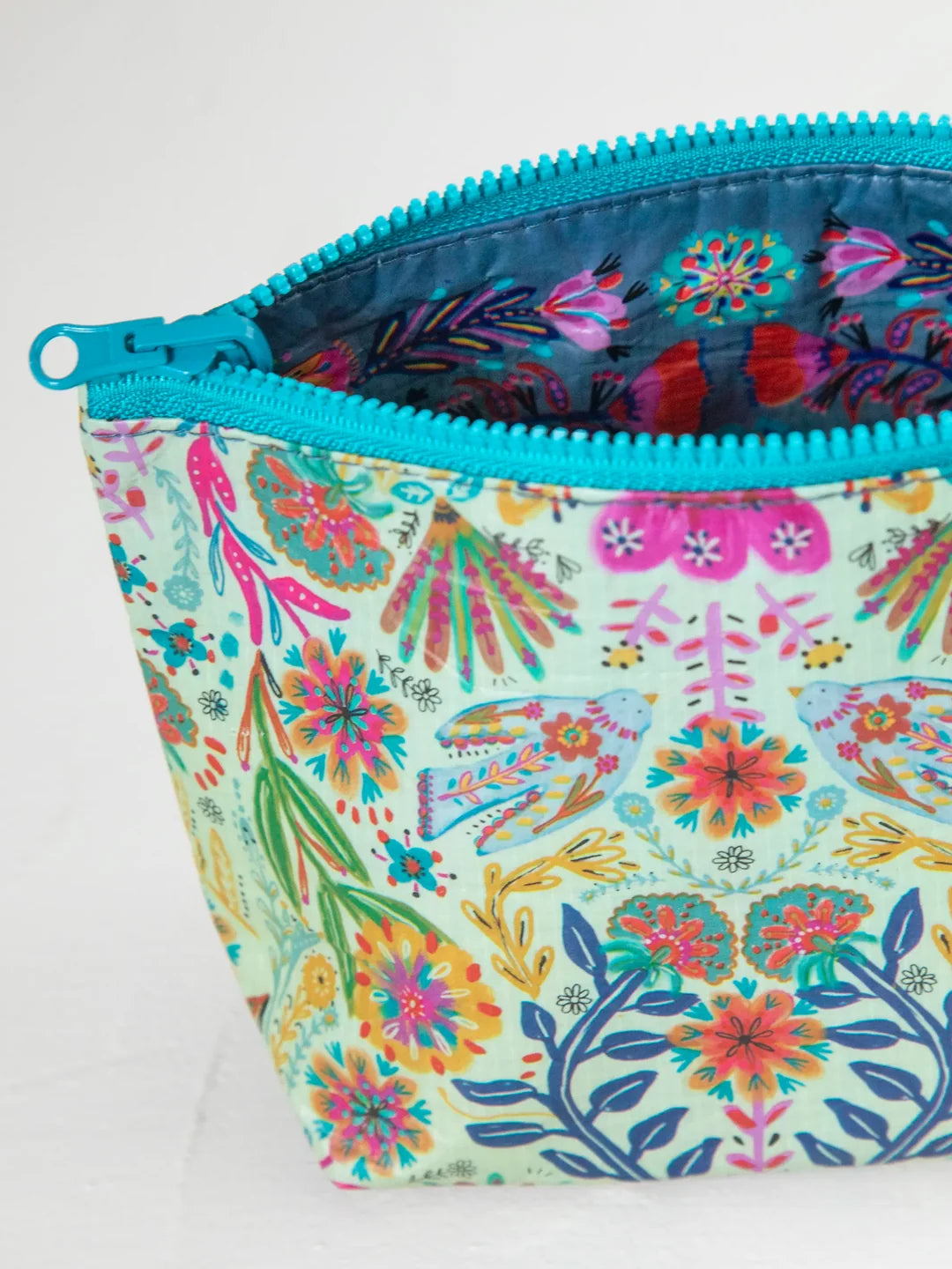 Small Recycled Reversible Zipper Pouch