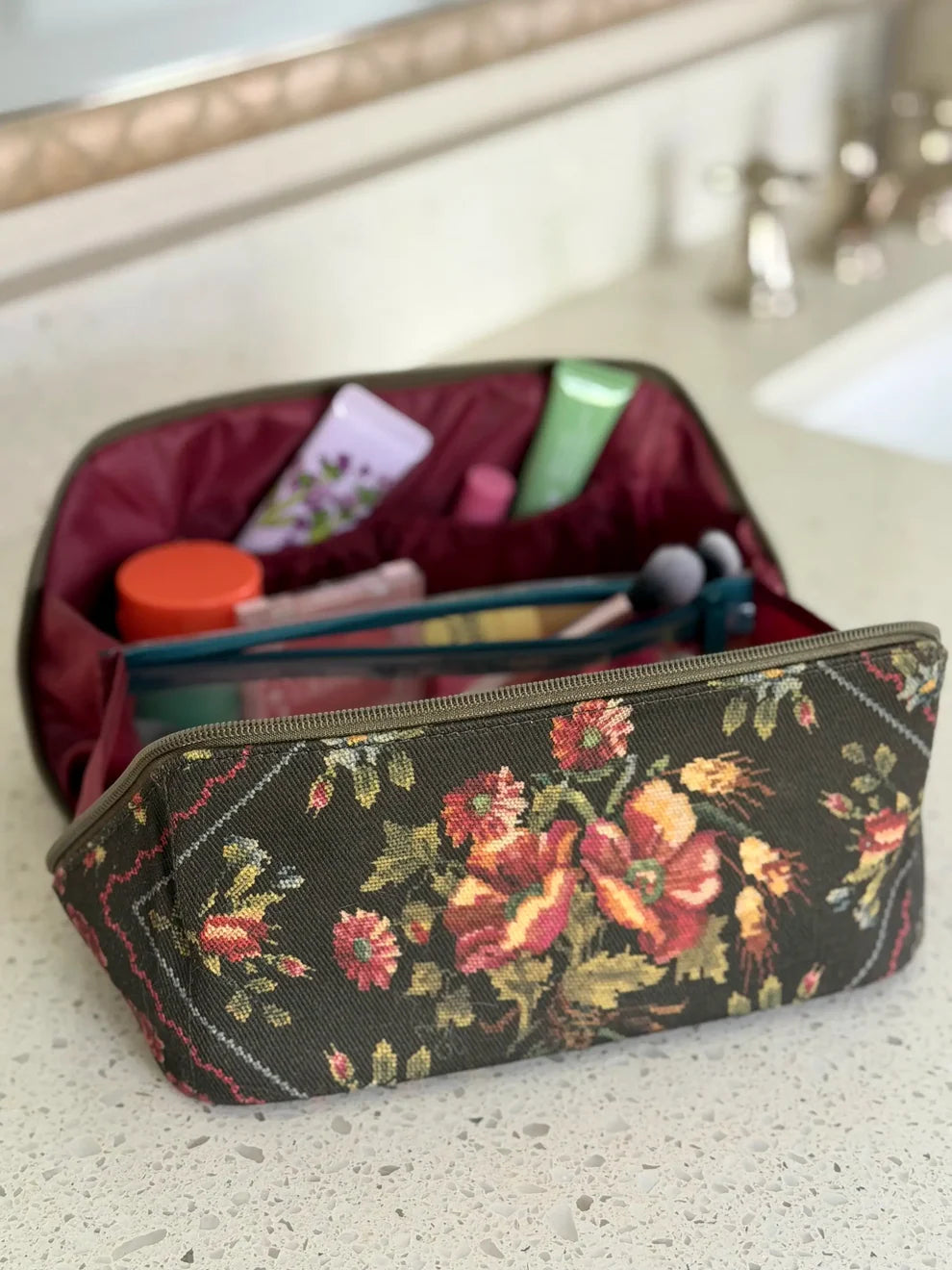 Travel Cosmetic Organizer | Crafted Bouquets Chocolate