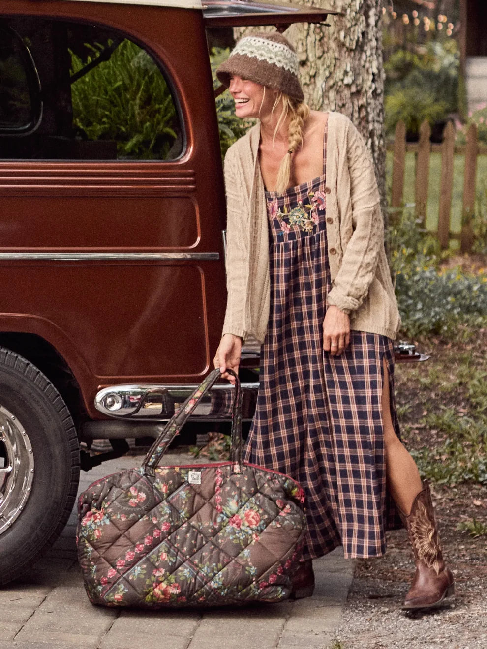Puffy Weekender Bag | Crafted Bouquets Chocolate