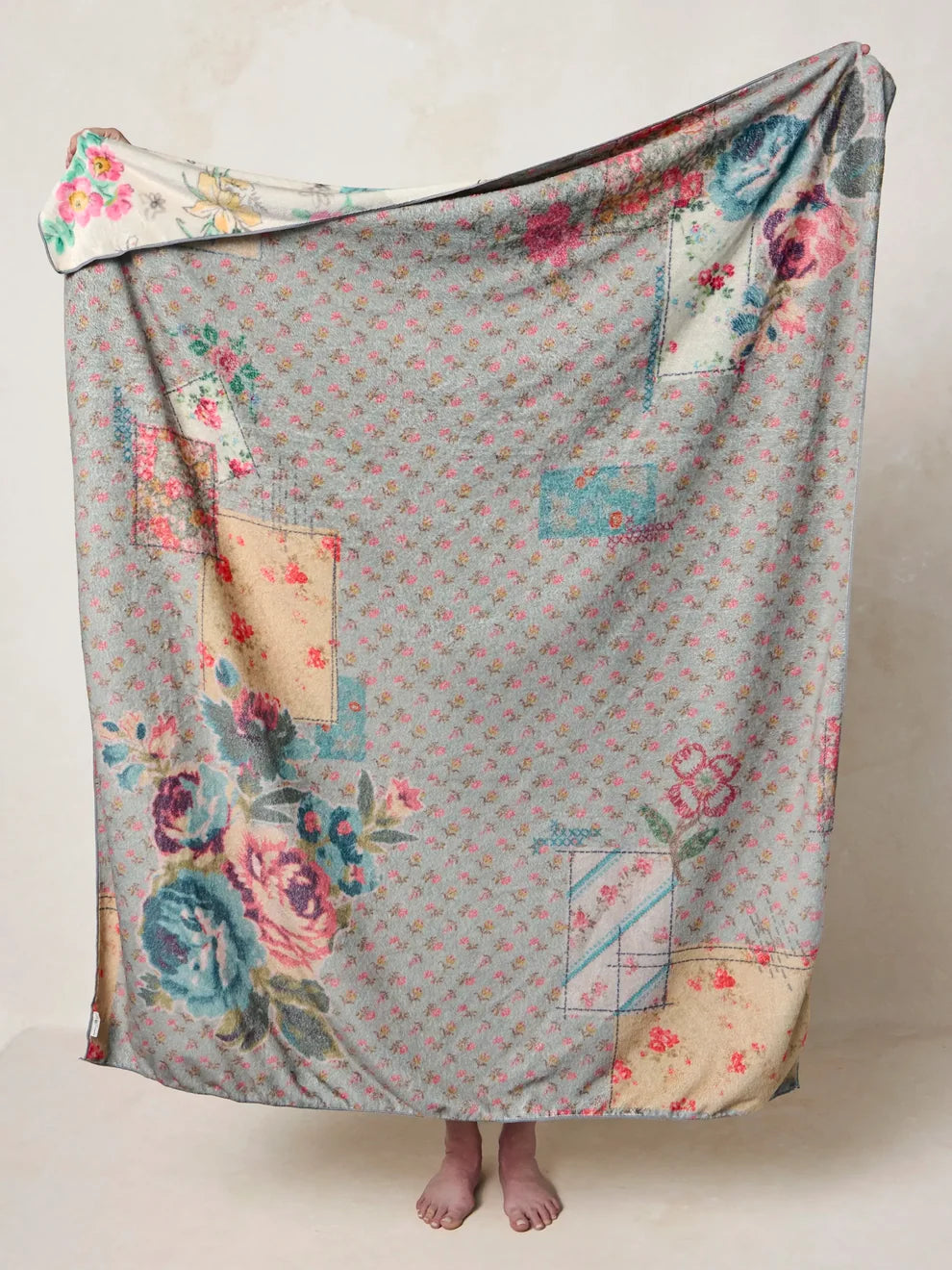 Double-Sided Cozy Throw Blanket | Kitty Doodles